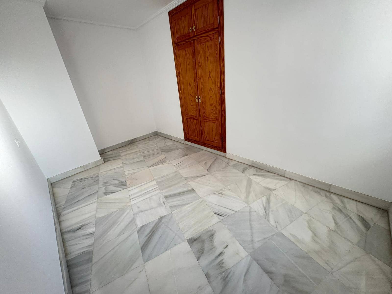 Piso de 3 habitaciones en Alcaudete en venta - 117.500 € (Ref: 9534515)