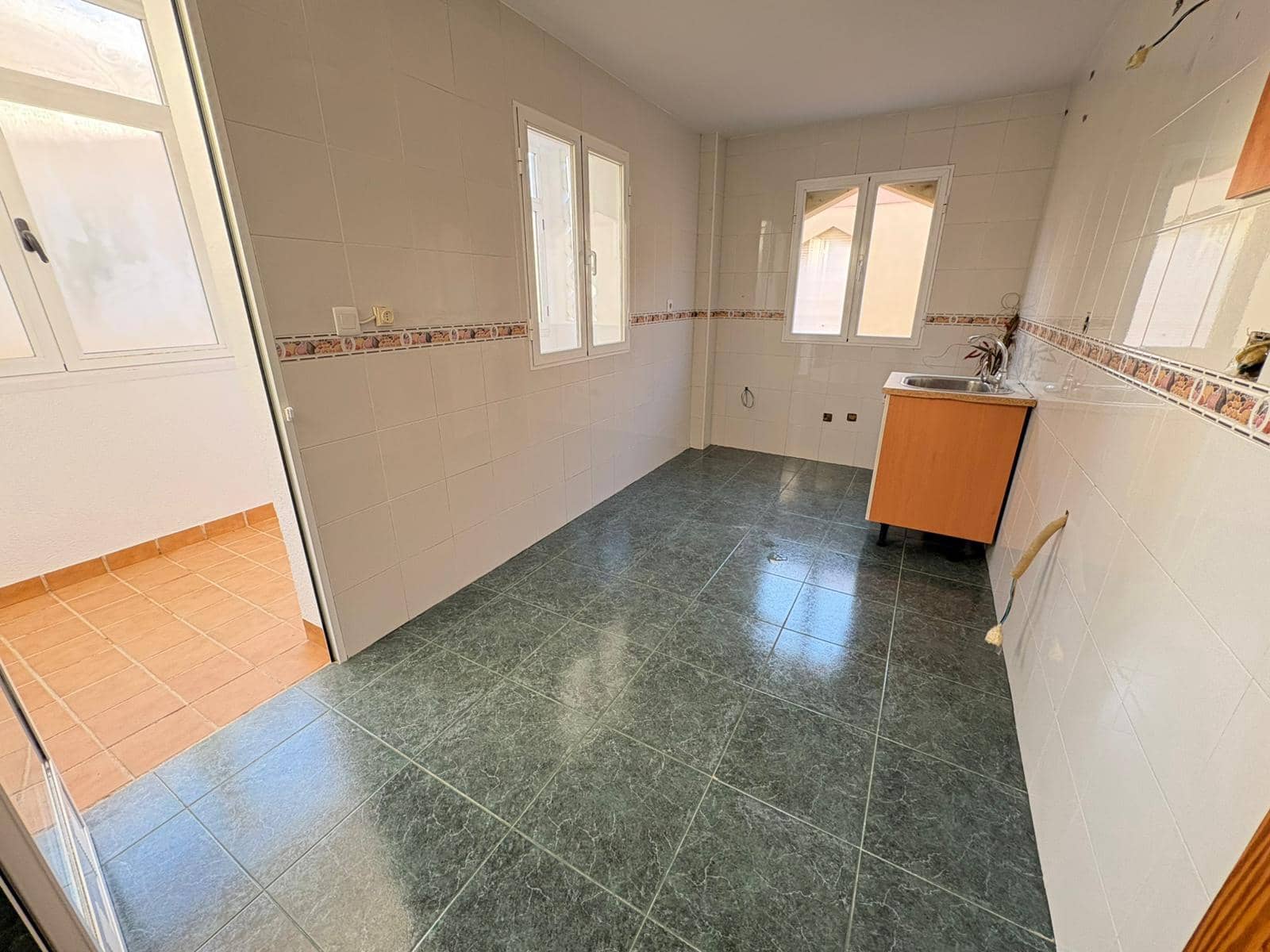 Piso de 3 habitaciones en Alcaudete en venta - 117.500 € (Ref: 9534515)