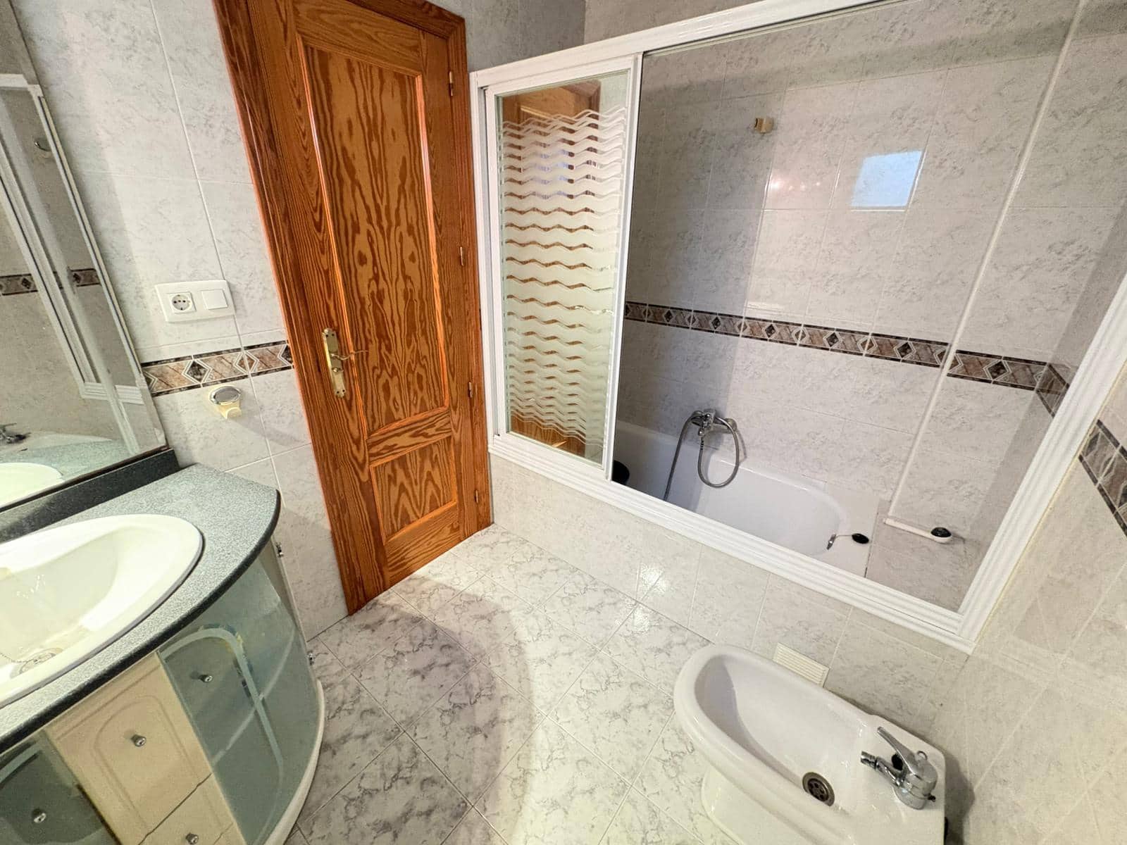 Piso de 3 habitaciones en Alcaudete en venta - 117.500 € (Ref: 9534515)