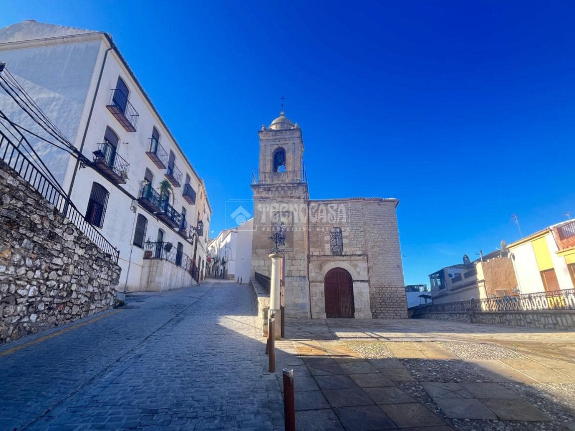 3 bedroom Flat for sale in Martos with garage - € 66,000 (Ref: 9534528)