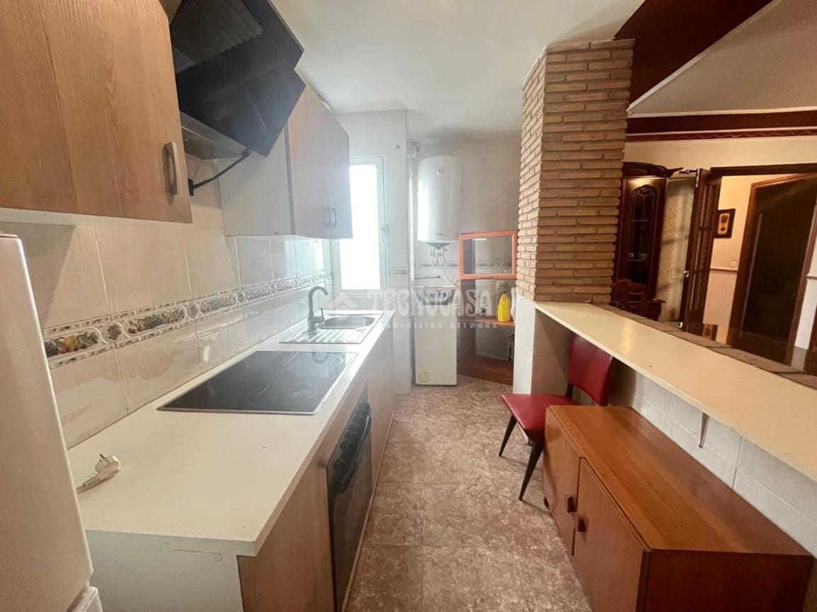 3 bedroom Flat for sale in Martos with garage - € 66,000 (Ref: 9534528)