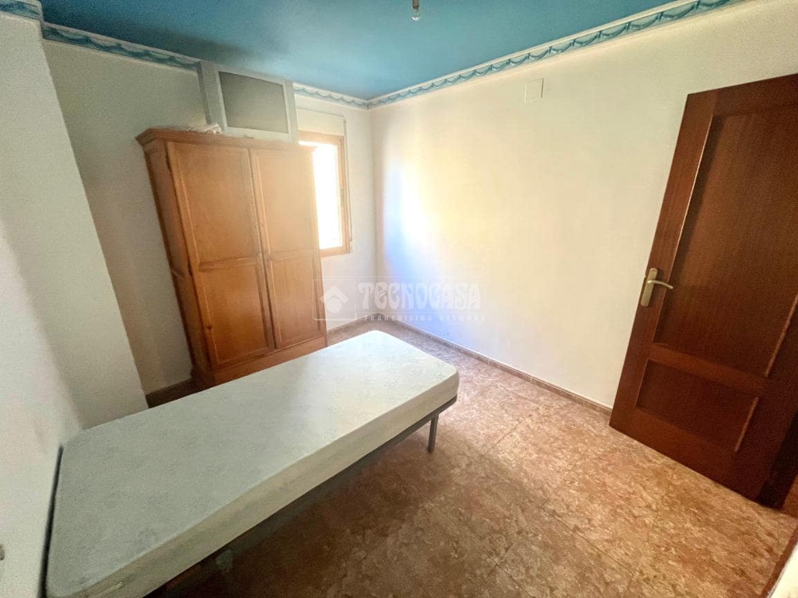 3 bedroom Flat for sale in Martos with garage - € 66,000 (Ref: 9534528)