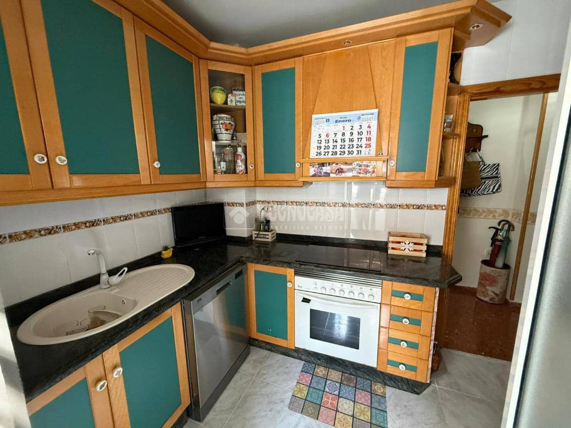 3 bedroom Flat for sale in Martos - € 99,900 (Ref: 9534580)