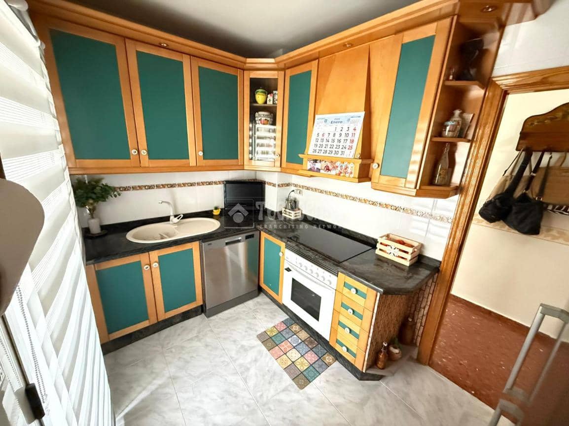 3 bedroom Flat for sale in Martos - € 99,900 (Ref: 9534580)