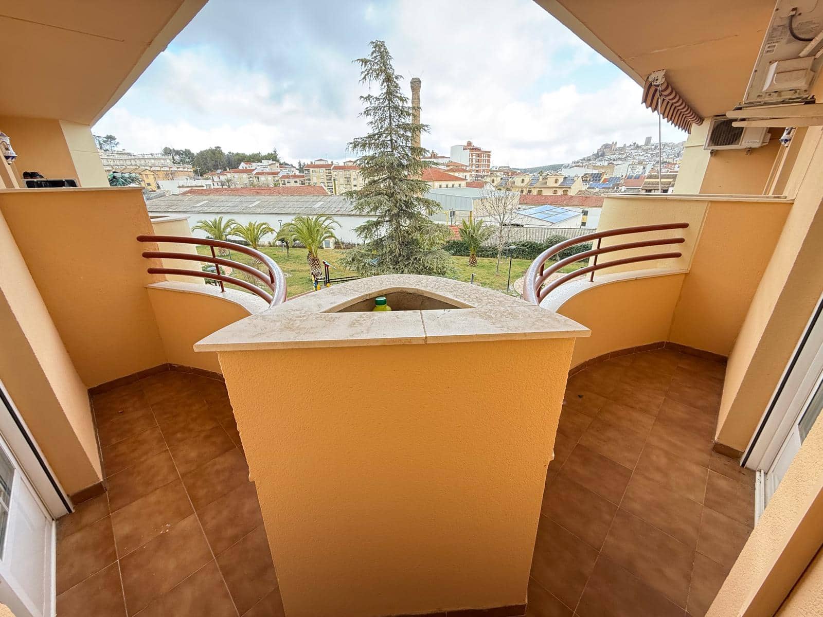 Piso de 3 habitaciones en Martos en venta - 199.900 € (Ref: 9535230)