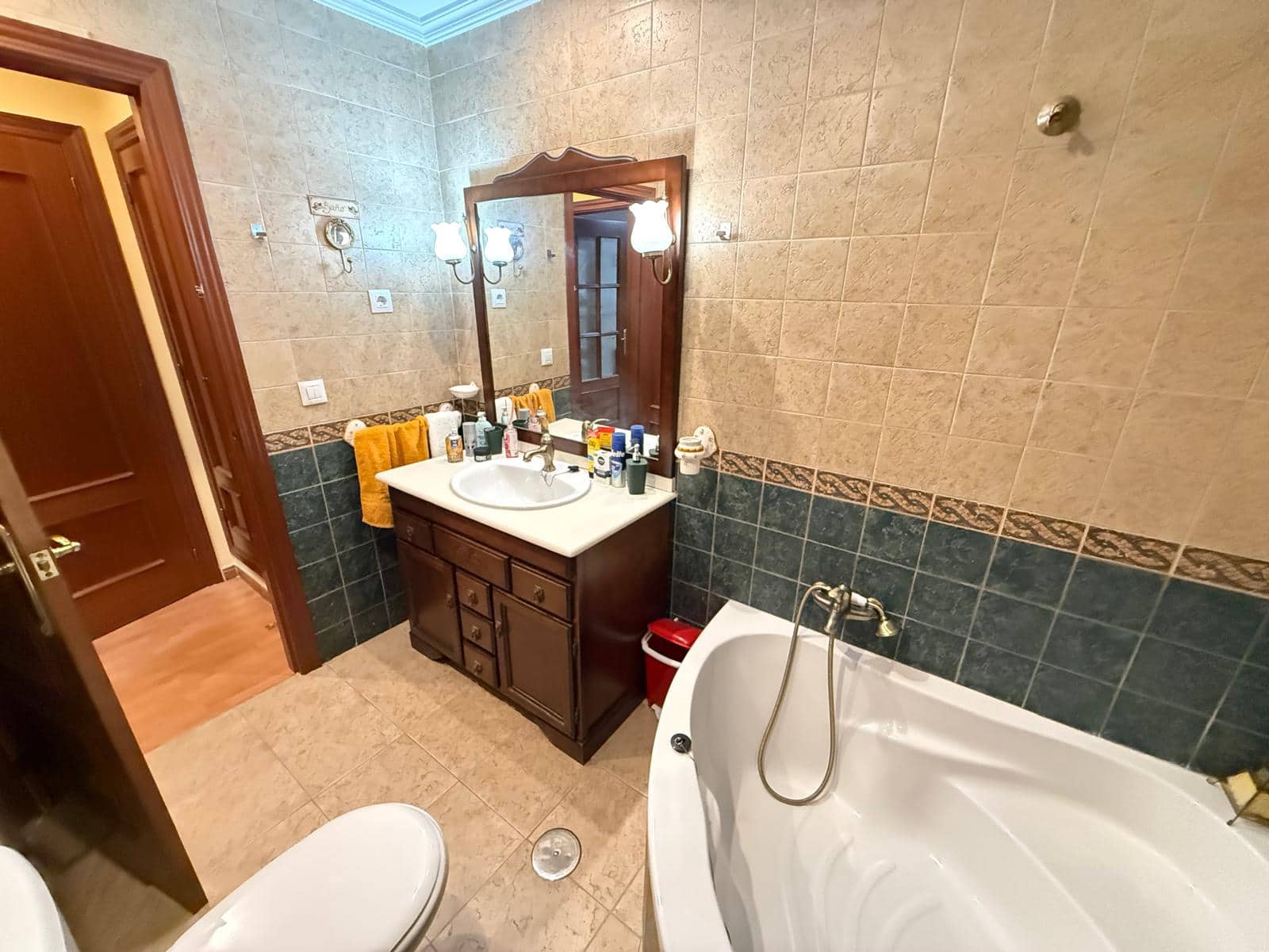 Piso de 3 habitaciones en Martos en venta - 199.900 € (Ref: 9535230)