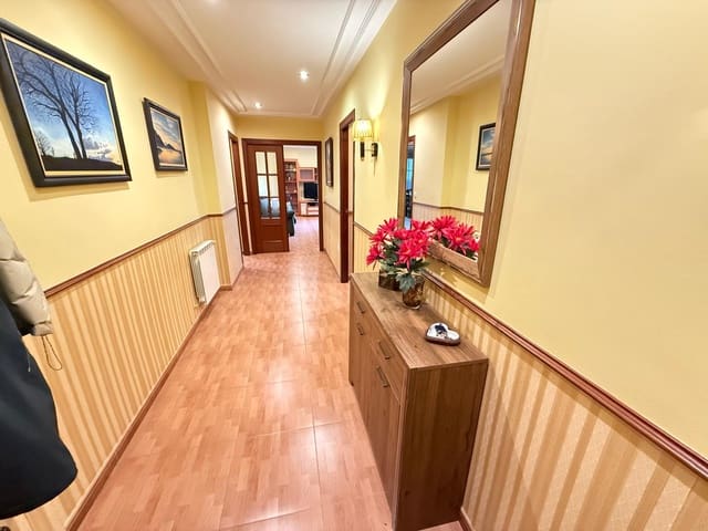 Piso de 3 habitaciones en Martos en venta - 199.900 € (Ref: 9535230)