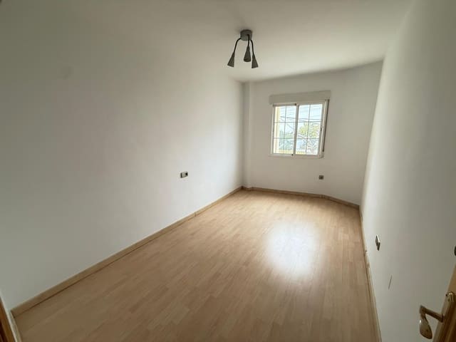 3 soveværelse Lejlighed til salg i Fuensanta de Martos - € 109.900 (Ref: 9539717)