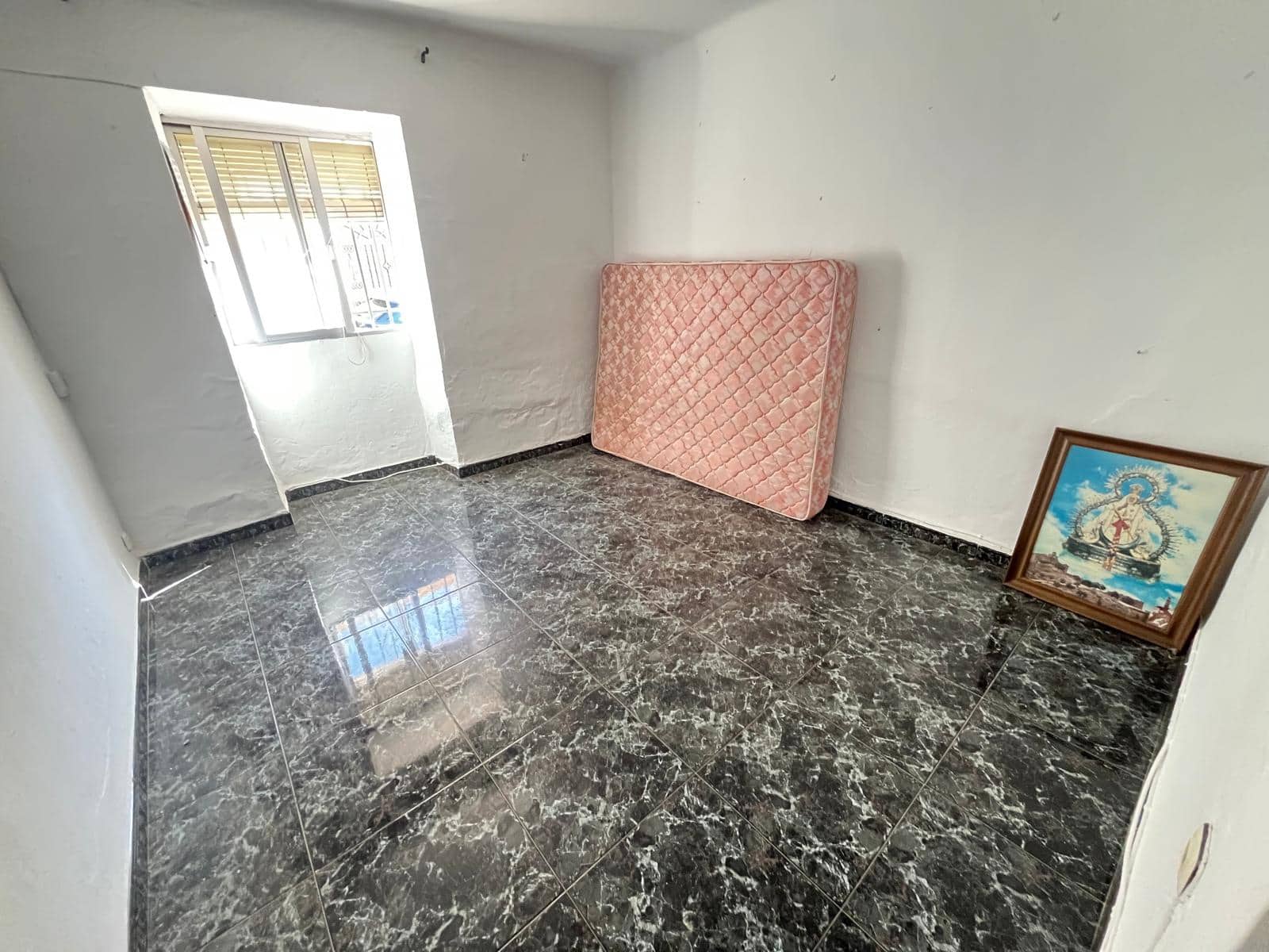 3 bedroom Townhouse for sale in Martos - € 75,000 (Ref: 9631549)