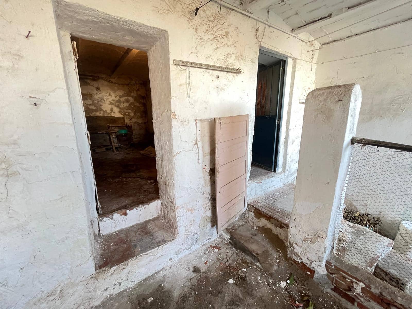 3 bedroom Townhouse for sale in Martos - € 75,000 (Ref: 9631549)