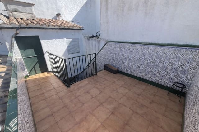 2 makuuhuone Omakotitalo myytävänä paikassa Martos - 65 000 € (Ref: 9632765)