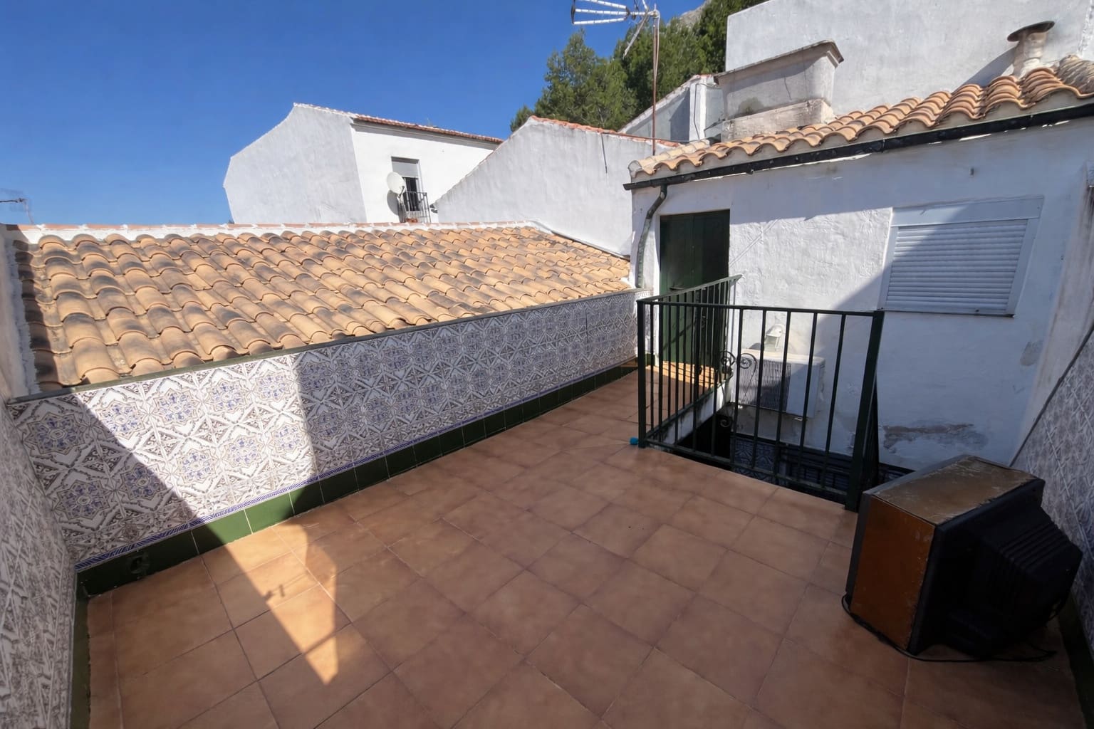 2 makuuhuone Omakotitalo myytävänä paikassa Martos - 65 000 € (Ref: 9632765)