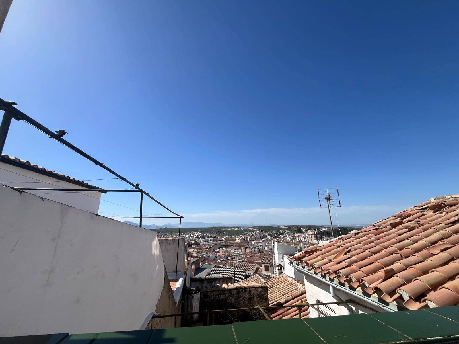 2 makuuhuone Omakotitalo myytävänä paikassa Martos - 65 000 € (Ref: 9632765)