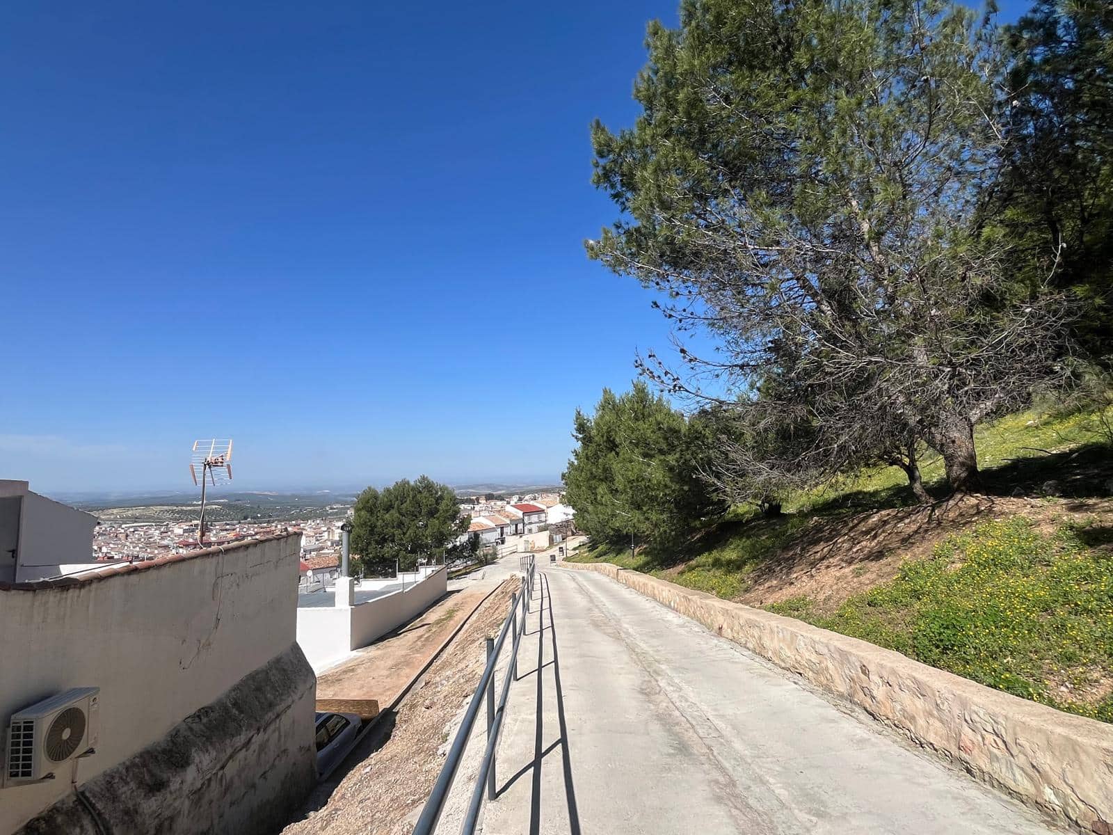 2 makuuhuone Omakotitalo myytävänä paikassa Martos - 65 000 € (Ref: 9632765)