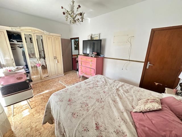 4 soveværelse Byhus til salg i Martos - € 107.500 (Ref: 9709118)