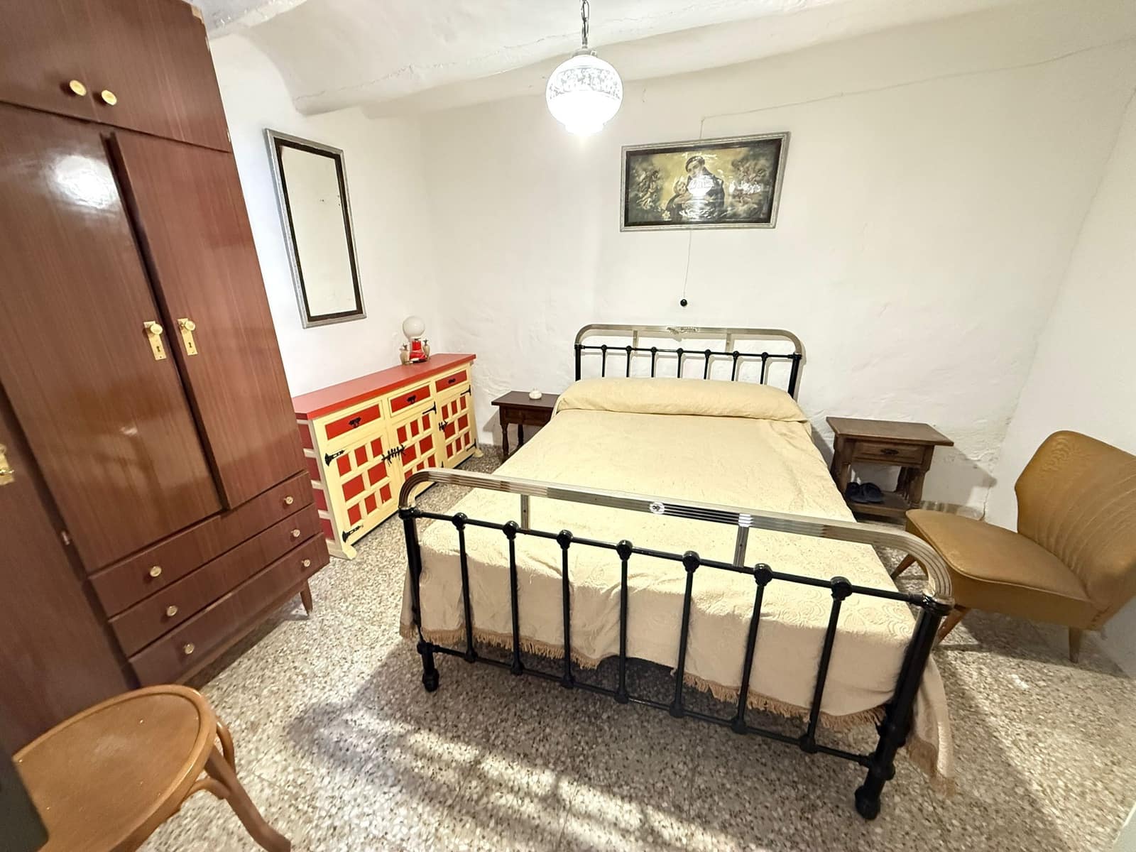 4 bedroom Townhouse for sale in Martos - € 22,900 (Ref: 9772446)