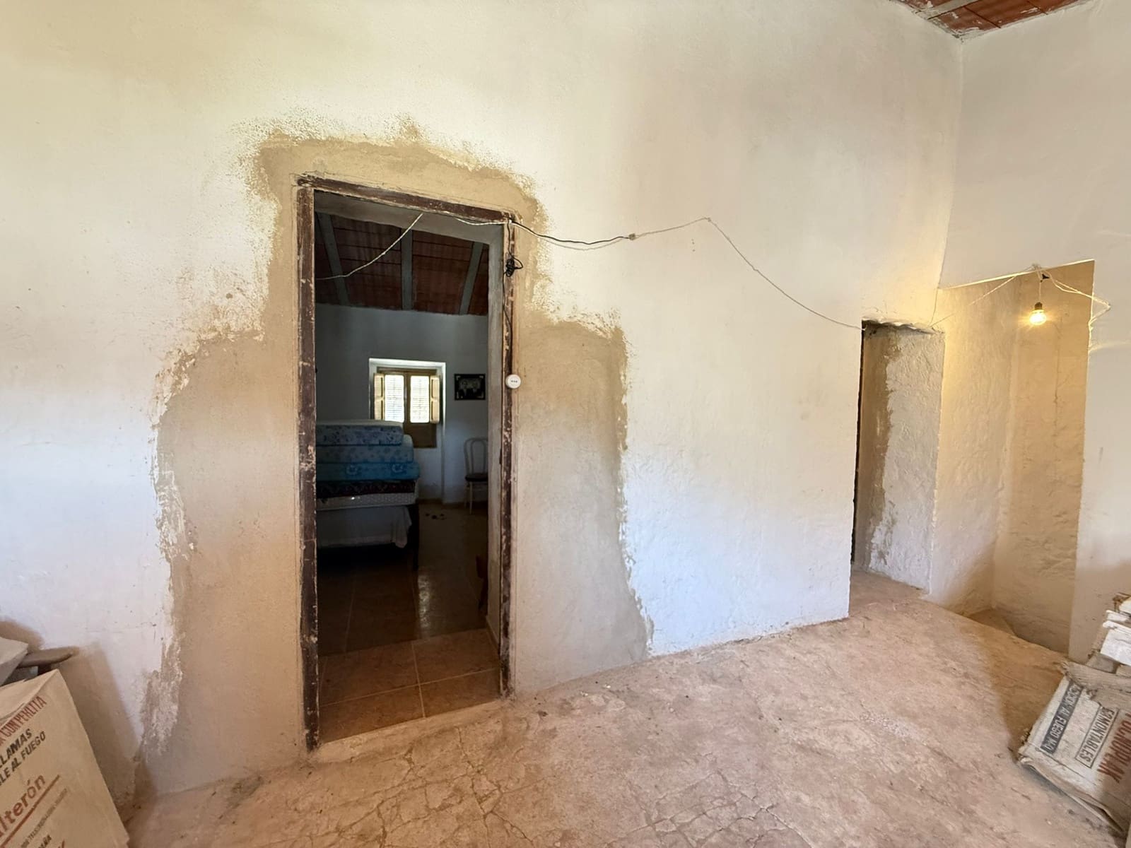 4 bedroom Townhouse for sale in Martos - € 22,900 (Ref: 9772446)