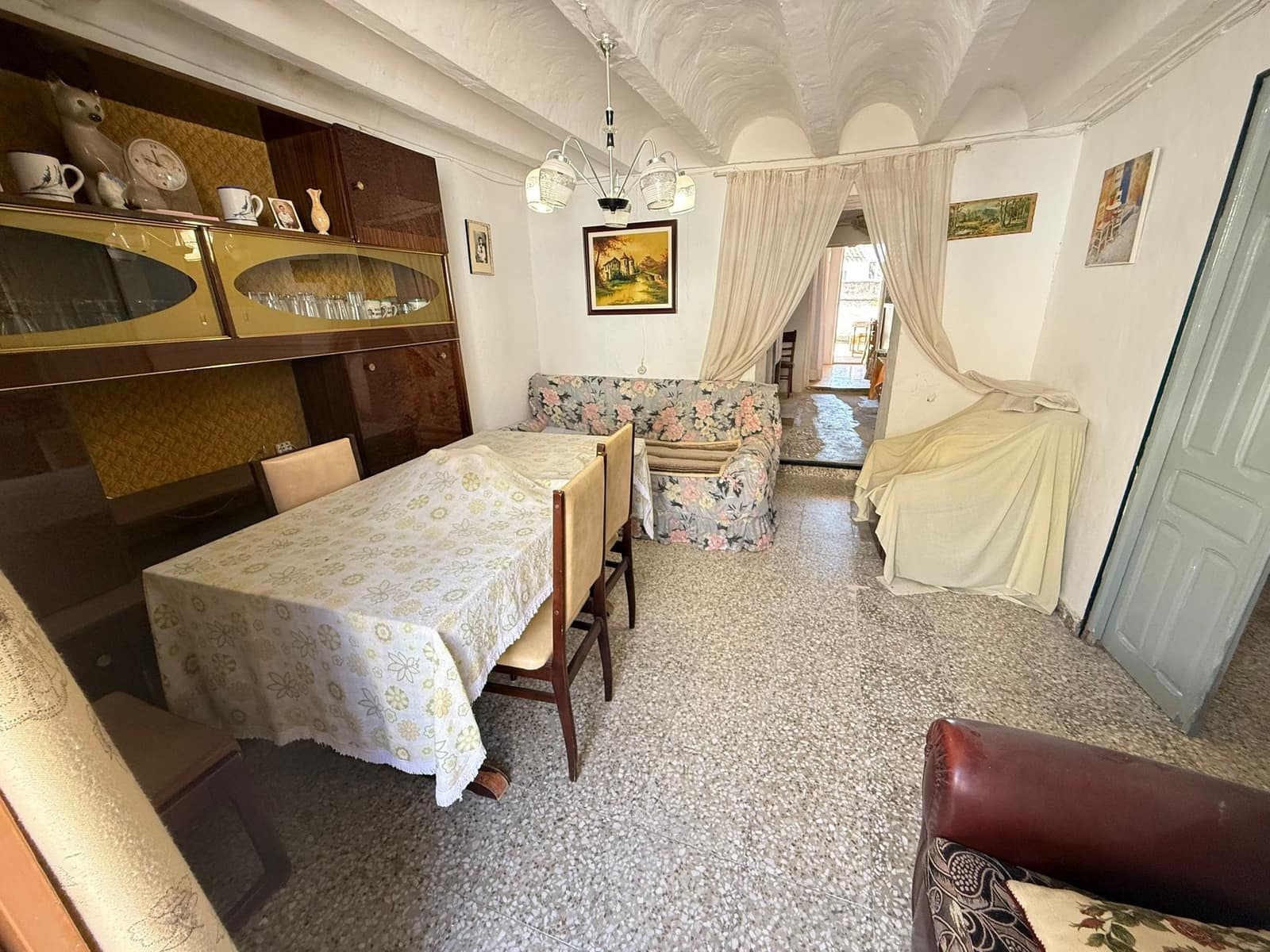 4 bedroom Townhouse for sale in Martos - € 22,900 (Ref: 9772446)