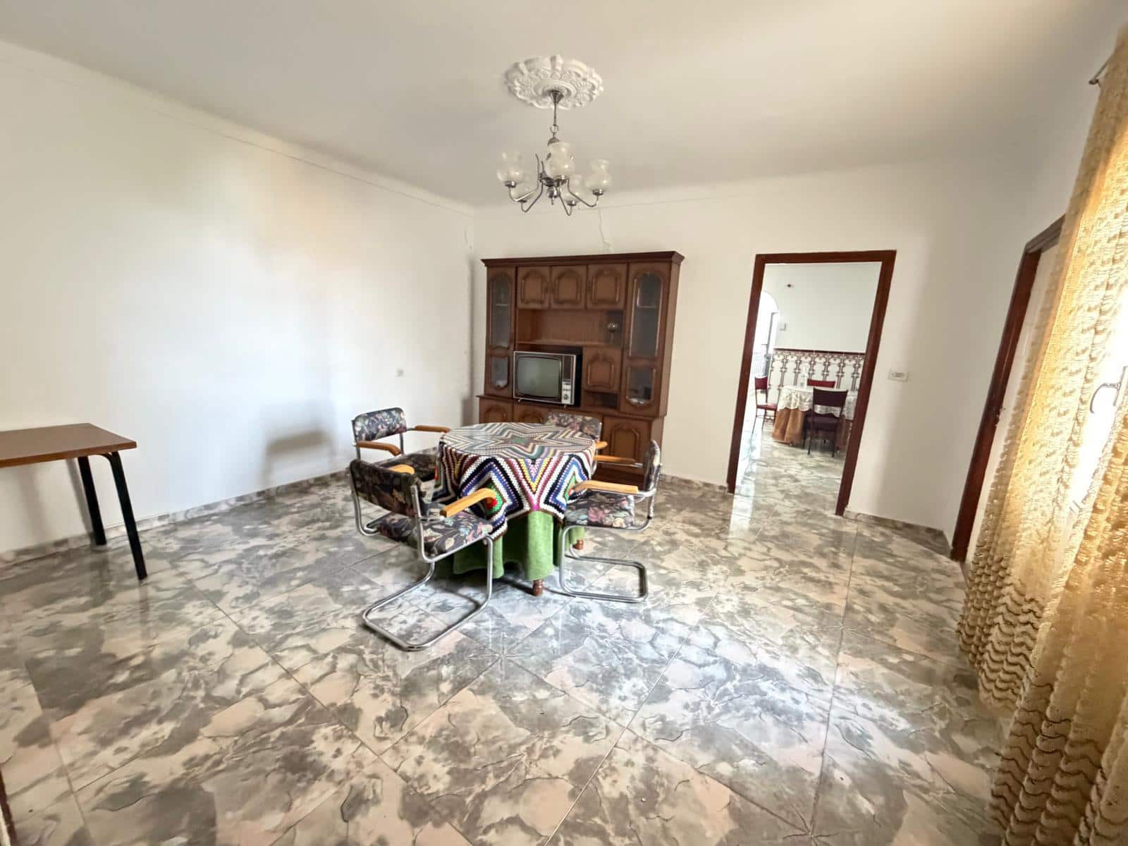 5 soverom Hus til salgs i Martos - € 69 900 (Ref: 9789918)