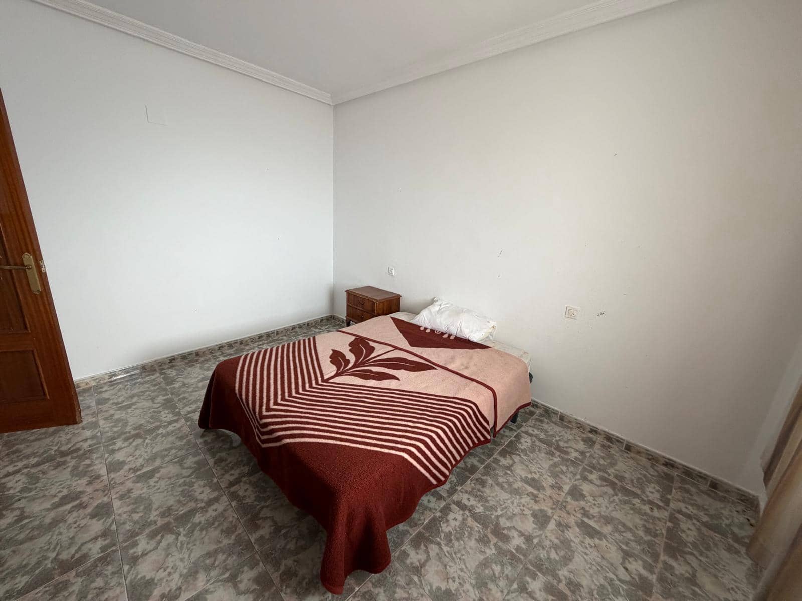 5 soverom Hus til salgs i Martos - € 69 900 (Ref: 9789918)