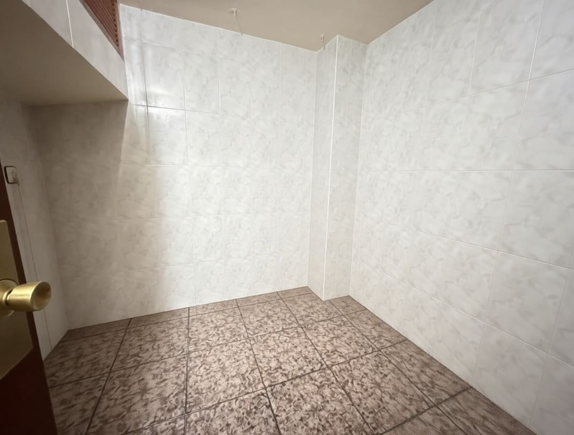 4 slaapkamer Huis te koop in Martos met zwembad garage - € 99.898 (Ref: 9789919)