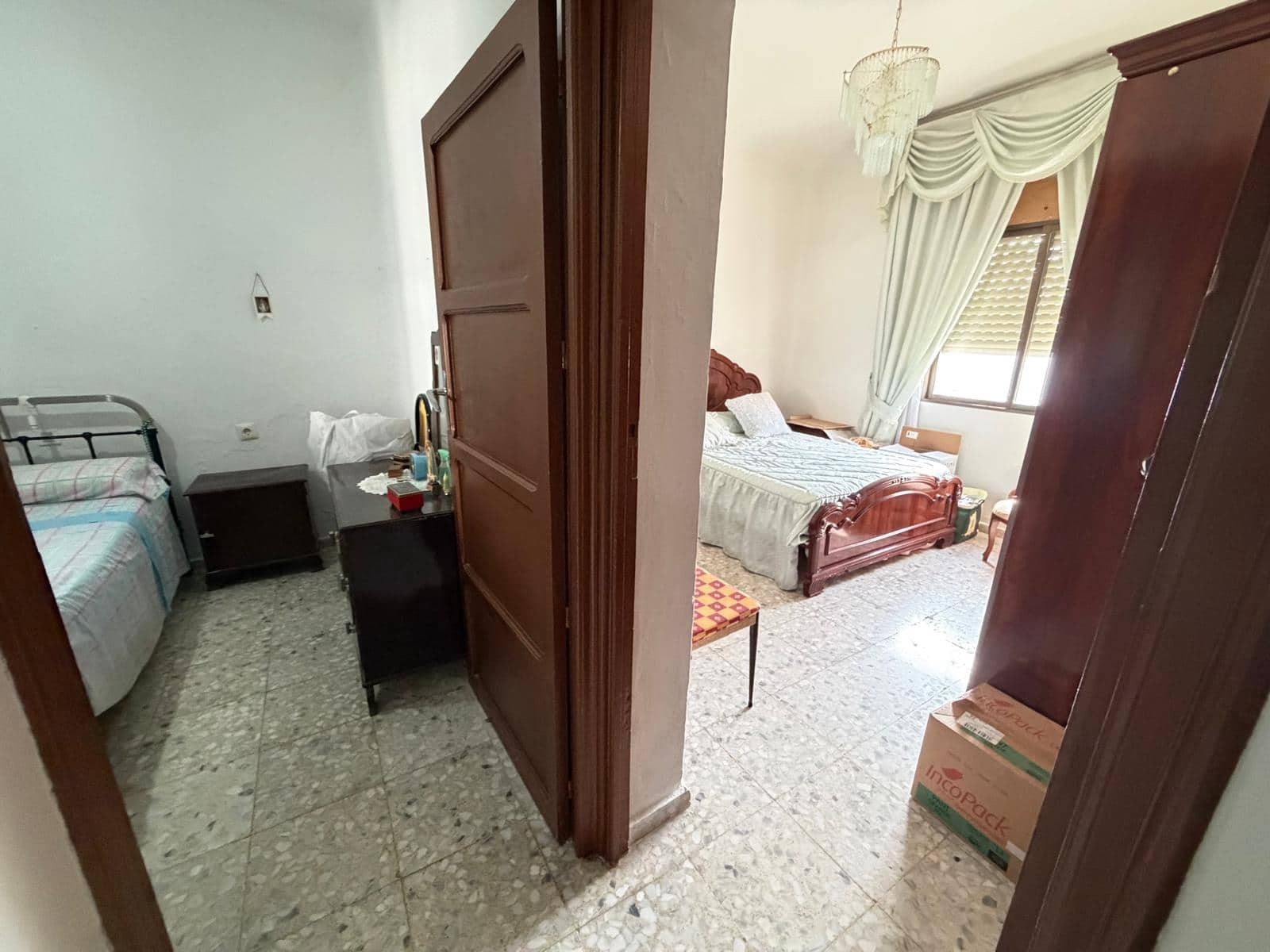 4 slaapkamer Huis te koop in Martos met zwembad garage - € 99.898 (Ref: 9789919)