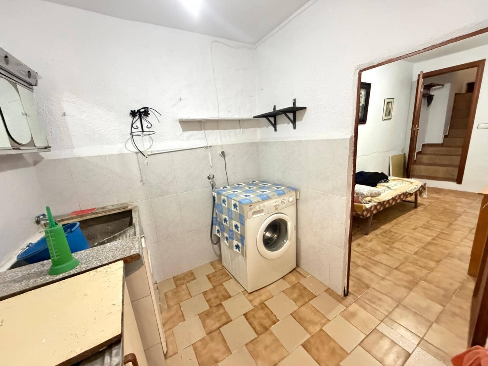 4 slaapkamer Huis te koop in Martos met zwembad garage - € 99.898 (Ref: 9789919)