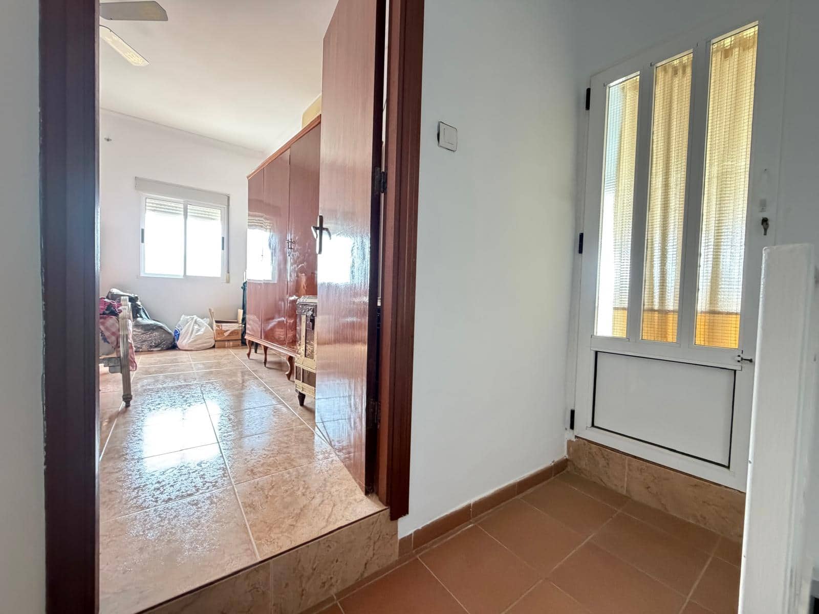 4 slaapkamer Huis te koop in Martos met zwembad garage - € 99.898 (Ref: 9789919)