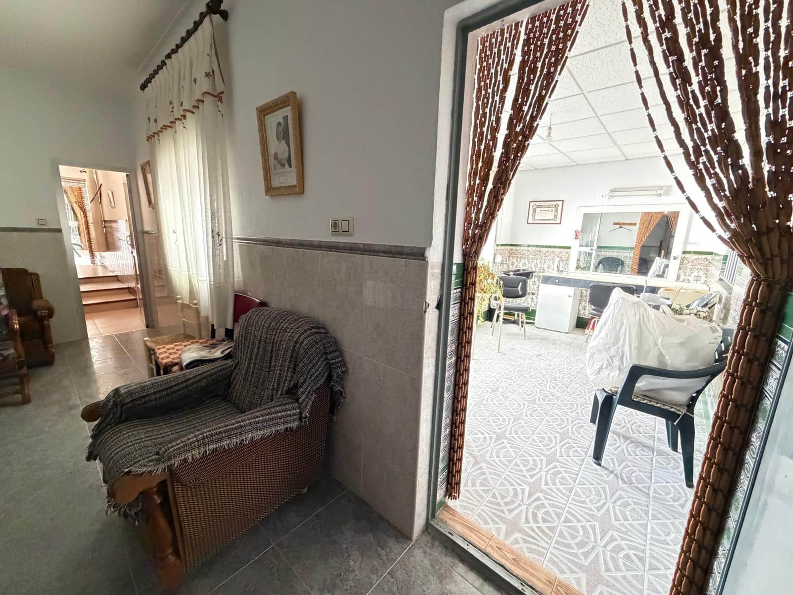 4 slaapkamer Huis te koop in Martos met zwembad garage - € 99.898 (Ref: 9789919)