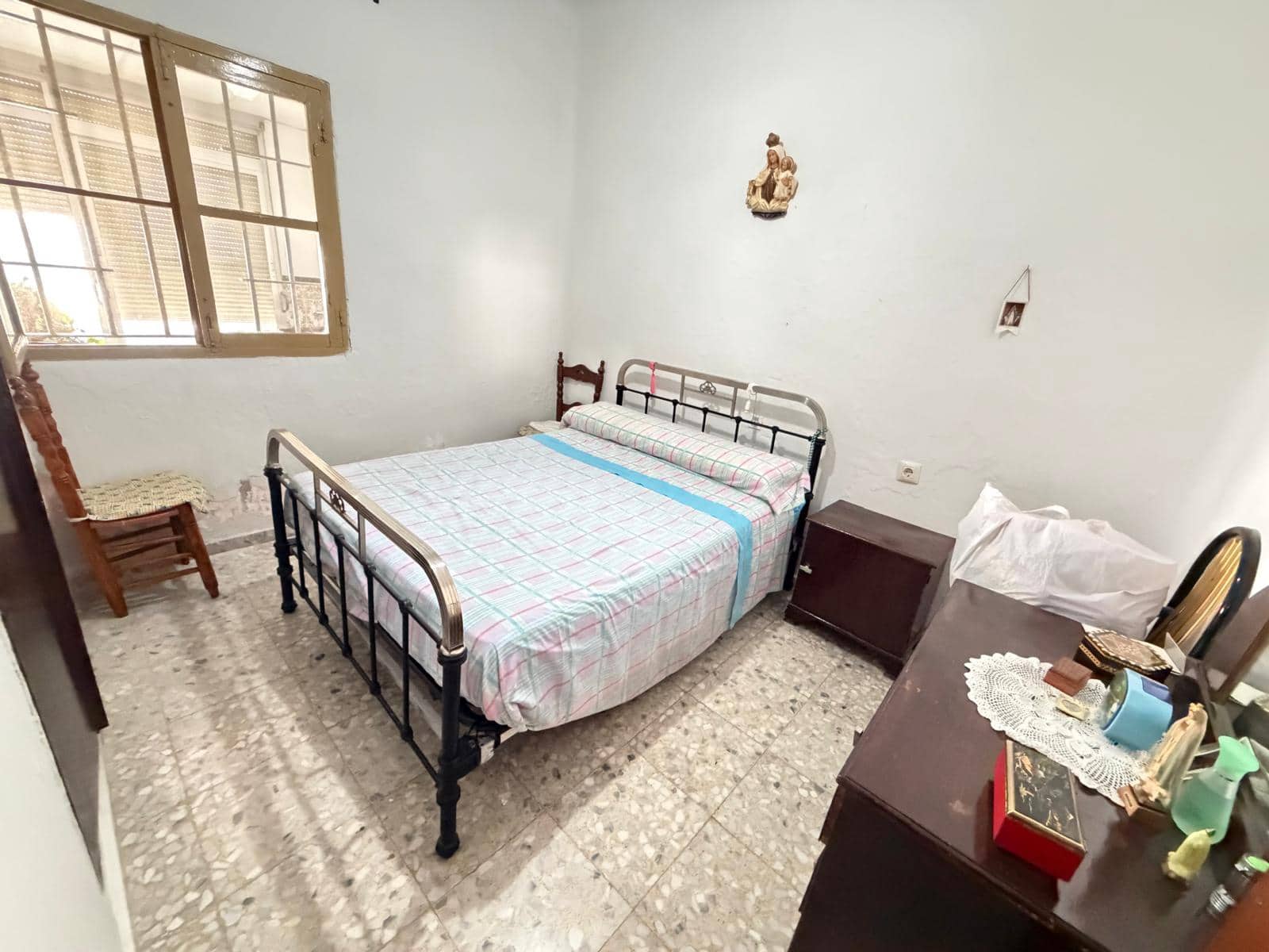 4 slaapkamer Huis te koop in Martos met zwembad garage - € 99.898 (Ref: 9789919)