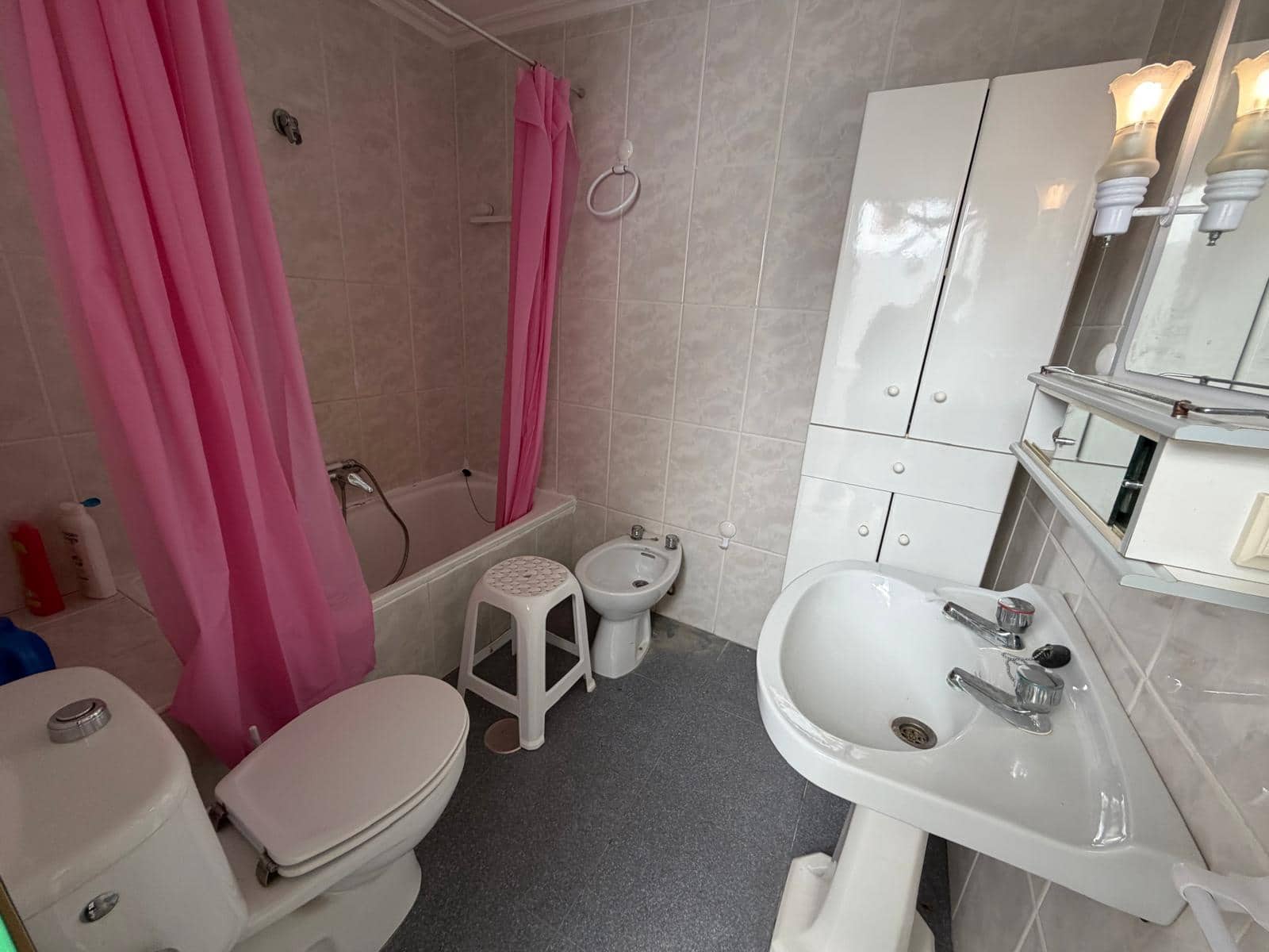 4 slaapkamer Huis te koop in Martos met zwembad garage - € 99.898 (Ref: 9789919)