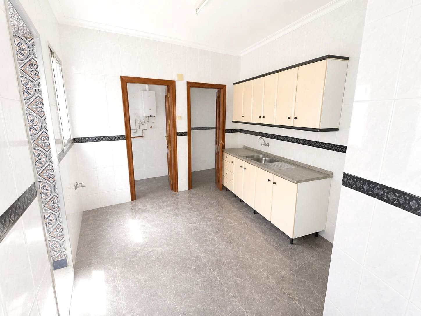 3 bedroom Flat for sale in Martos - € 49,900 (Ref: 9872655)