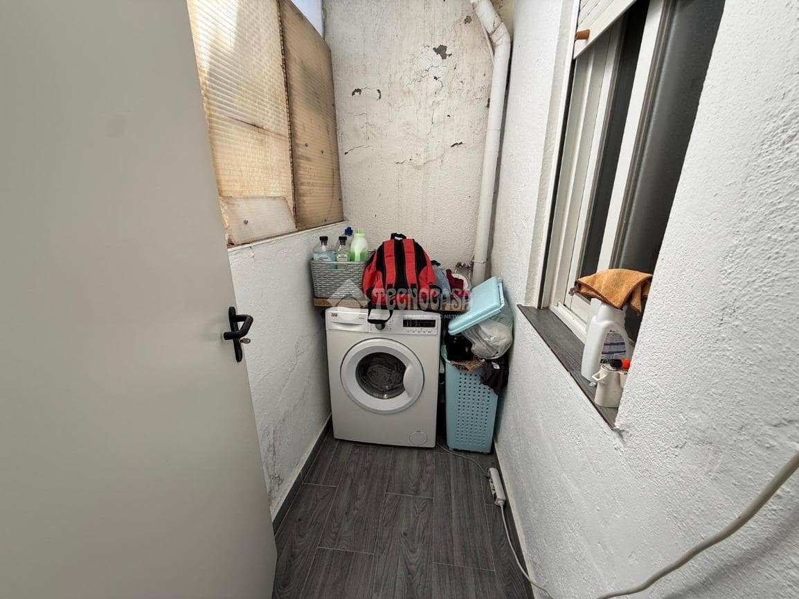3 bedroom Townhouse for sale in Martos - € 44,500 (Ref: 9889407)