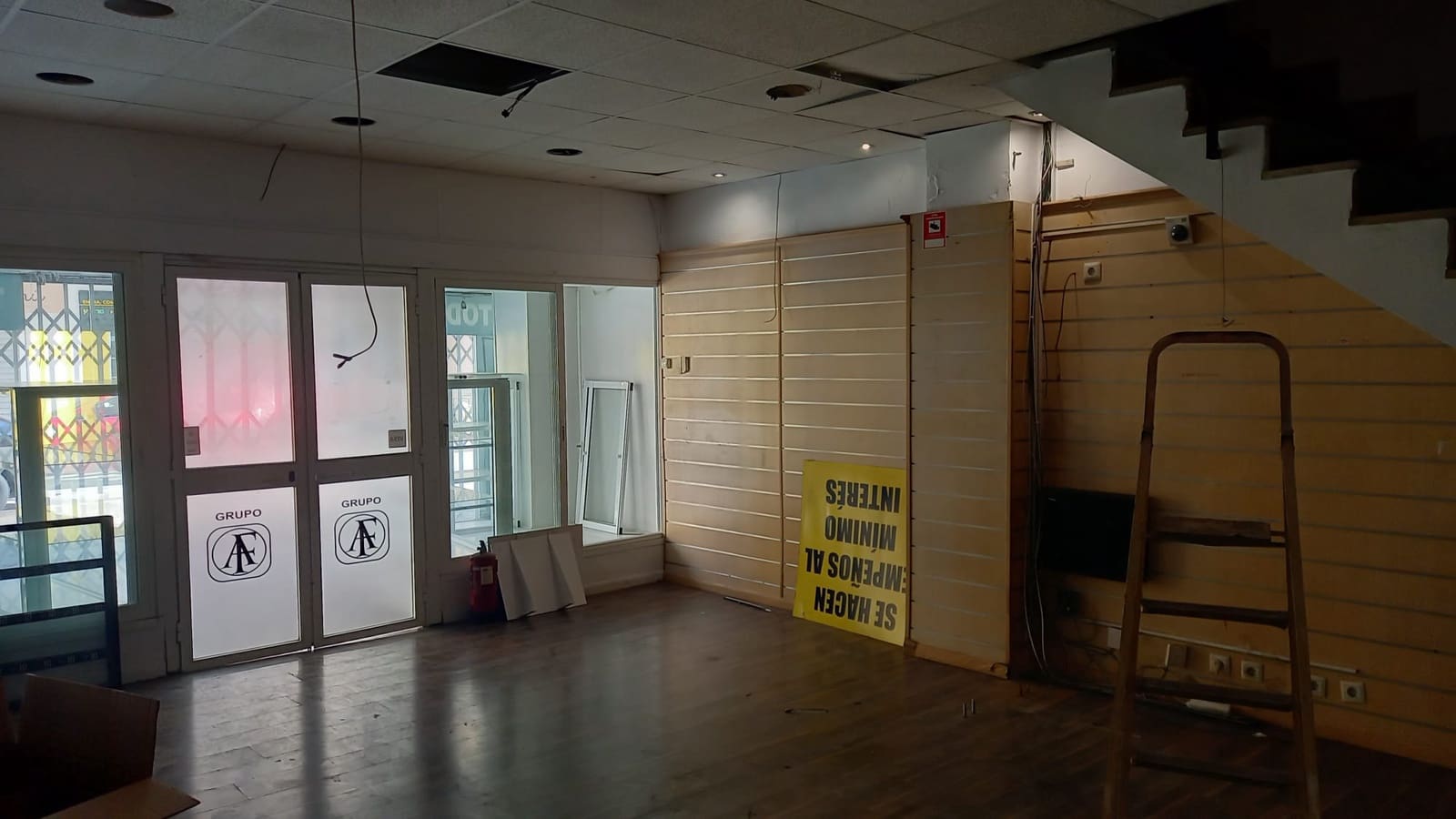 Sklep na sprzedaż w Miasto Malaga - 399 000 € (Ref: 9203066)