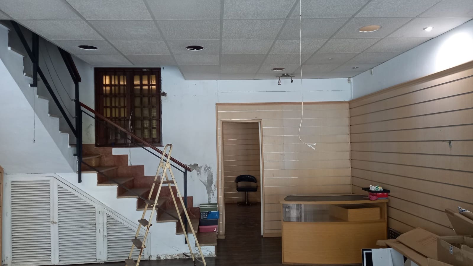 Sklep na sprzedaż w Miasto Malaga - 399 000 € (Ref: 9203066)