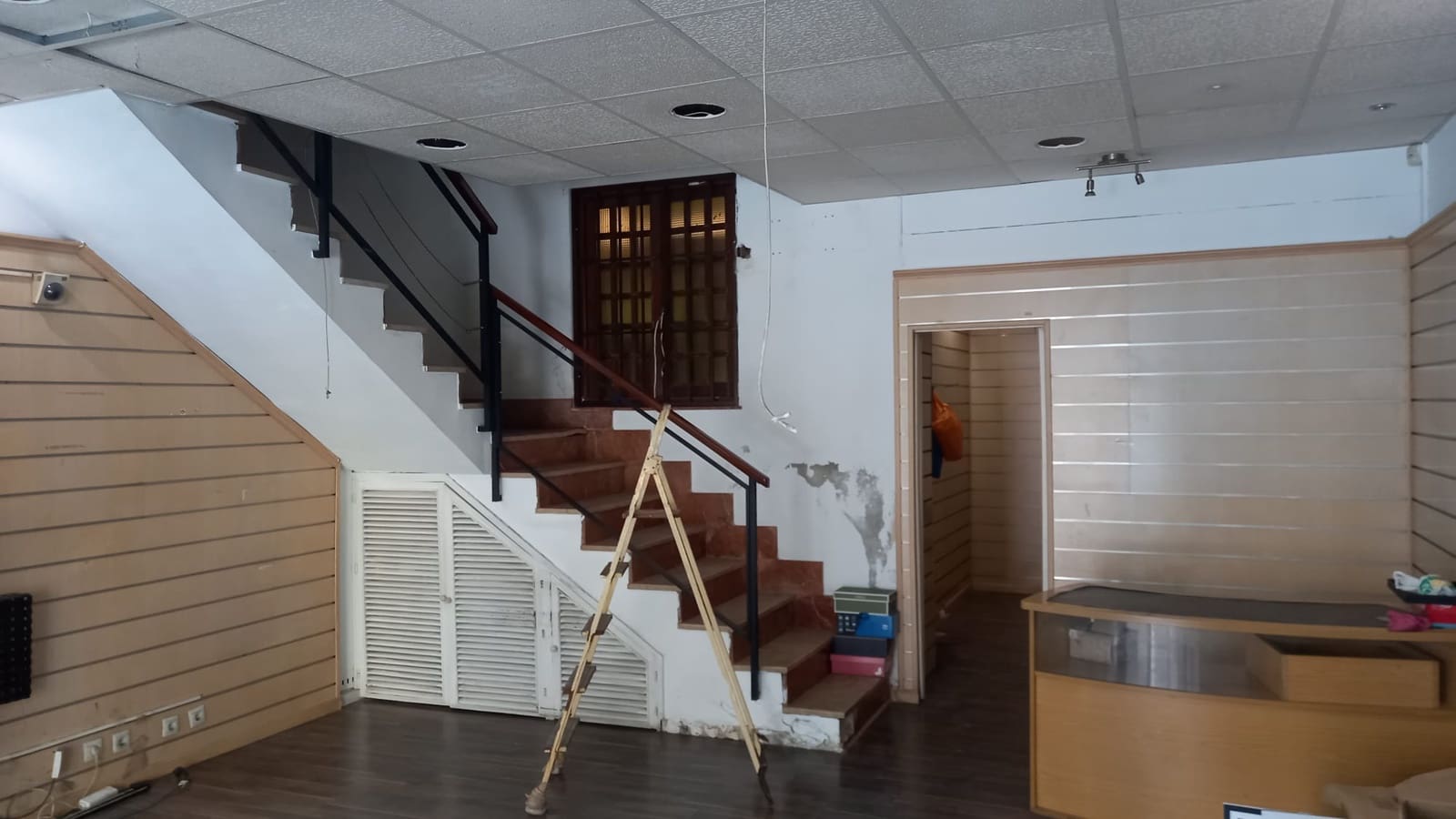 Sklep na sprzedaż w Miasto Malaga - 399 000 € (Ref: 9203066)