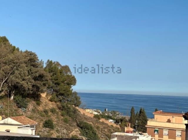 5 soveværelse Semi-Rækkehus til salg i La Viña, Málaga by med swimmingpool garage - € 824.000 (Ref: 9203431)