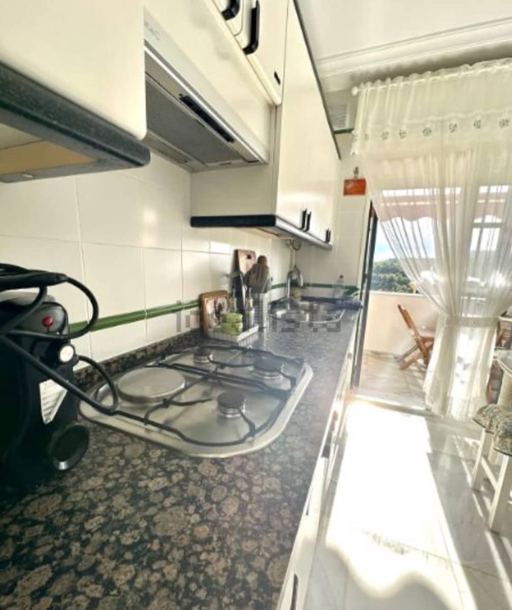 5 soveværelse Semi-Rækkehus til salg i Malaga by med swimmingpool garage - € 824.000 (Ref: 9203431)