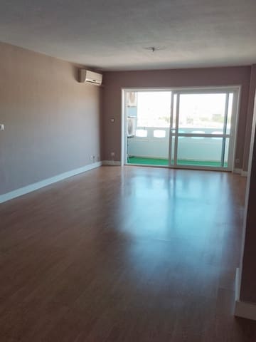 4 soveværelse Lejlighed til salg i La Malagueta, Málaga by med garage - € 1.200.000 (Ref: 9216616)