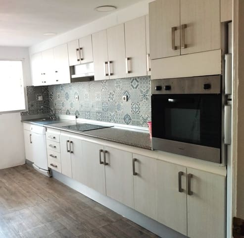 4 soveværelse Lejlighed til salg i La Malagueta, Málaga by med garage - € 1.200.000 (Ref: 9216616)