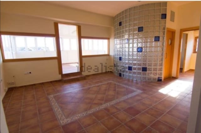7 soverom Leilighet til salgs i Las Acacias, Málaga by - € 600 000 (Ref: 9216649)