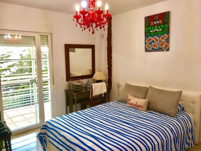 5 sypialnia Dom blizniak na sprzedaż w La Mania, Miasto Málaga z basenem - 1 098 000 € (Ref: 9216652)