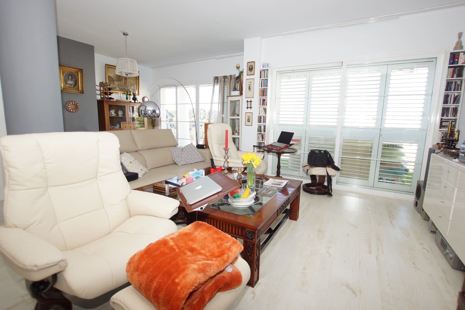 5 soveværelse Semi-Rækkehus til salg i Malaga by med swimmingpool - € 1.098.000 (Ref: 9216652)