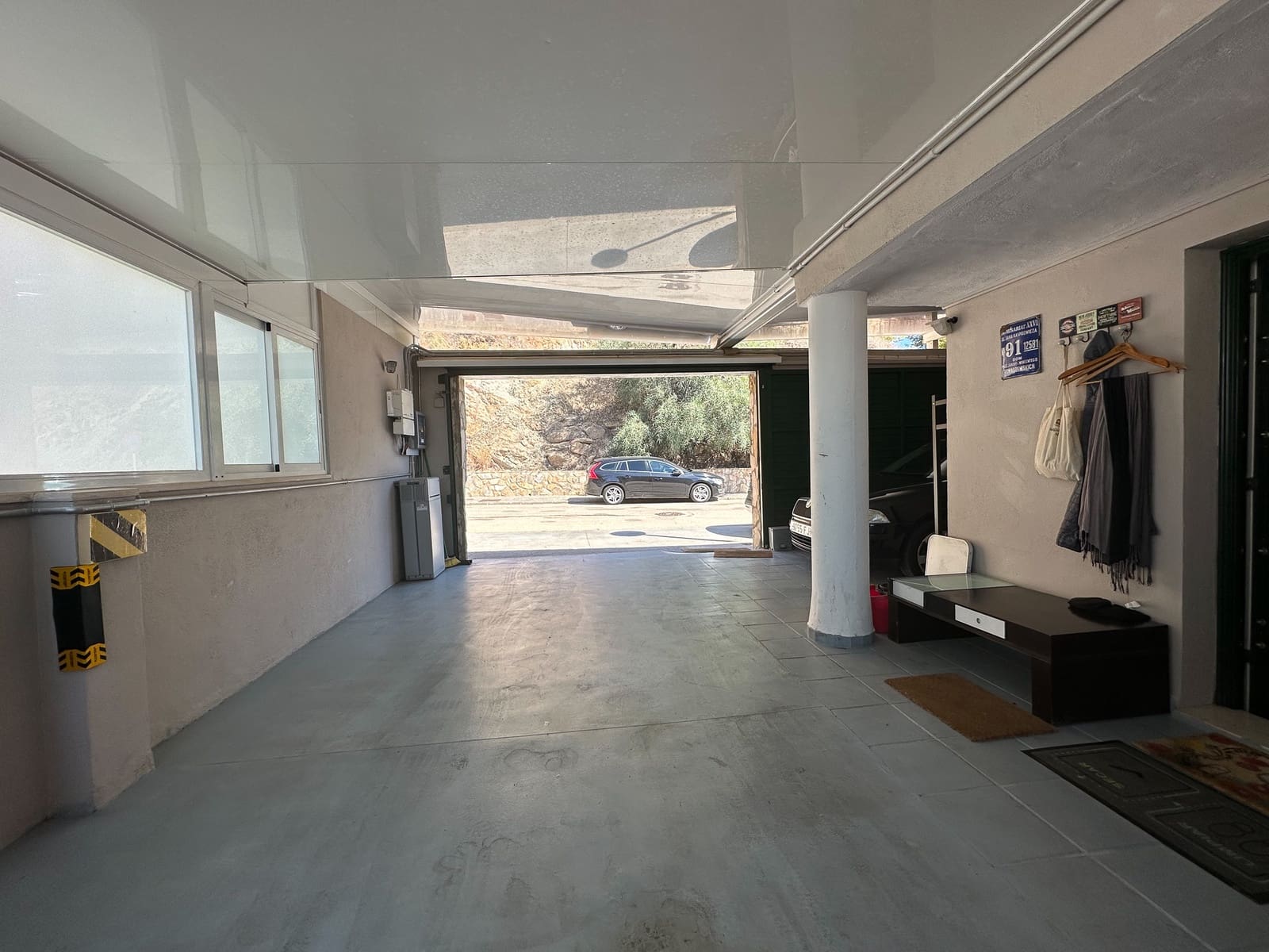 5 soveværelse Semi-Rækkehus til salg i Malaga by med swimmingpool - € 1.098.000 (Ref: 9216652)