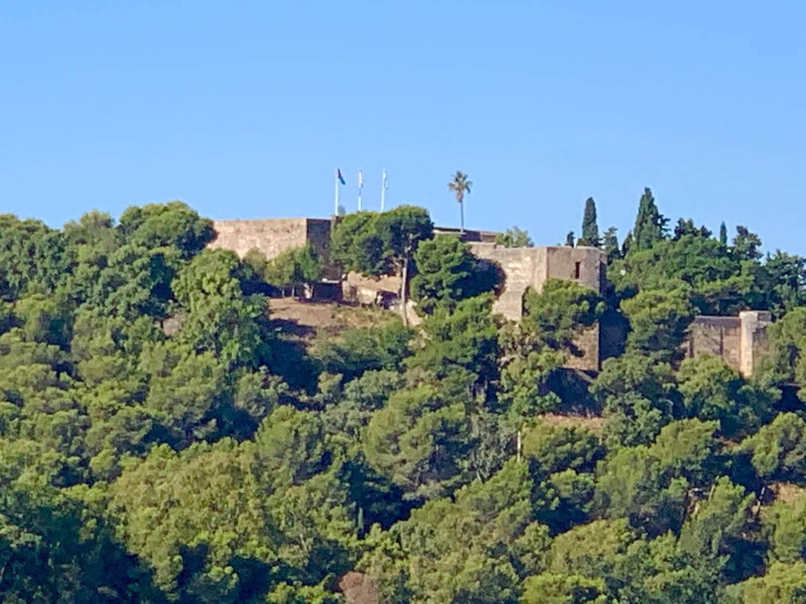 5 soveværelse Semi-Rækkehus til salg i Malaga by med swimmingpool - € 1.098.000 (Ref: 9216652)