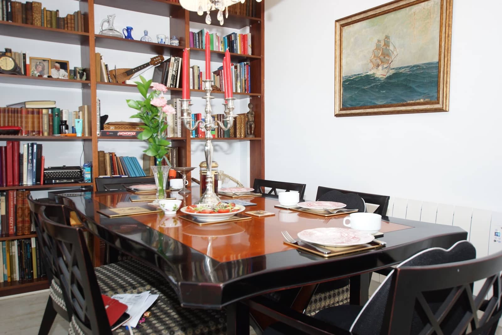 5 soveværelse Semi-Rækkehus til salg i Malaga by med swimmingpool - € 1.098.000 (Ref: 9216652)