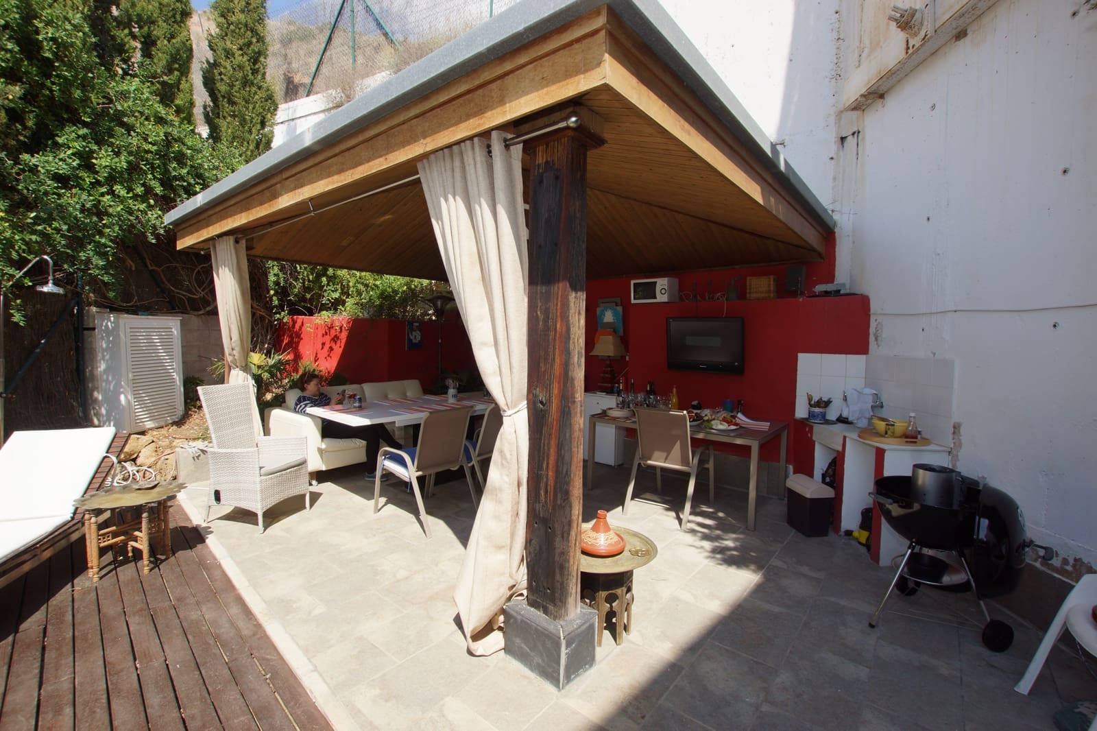 5 soveværelse Semi-Rækkehus til salg i Malaga by med swimmingpool - € 1.098.000 (Ref: 9216652)