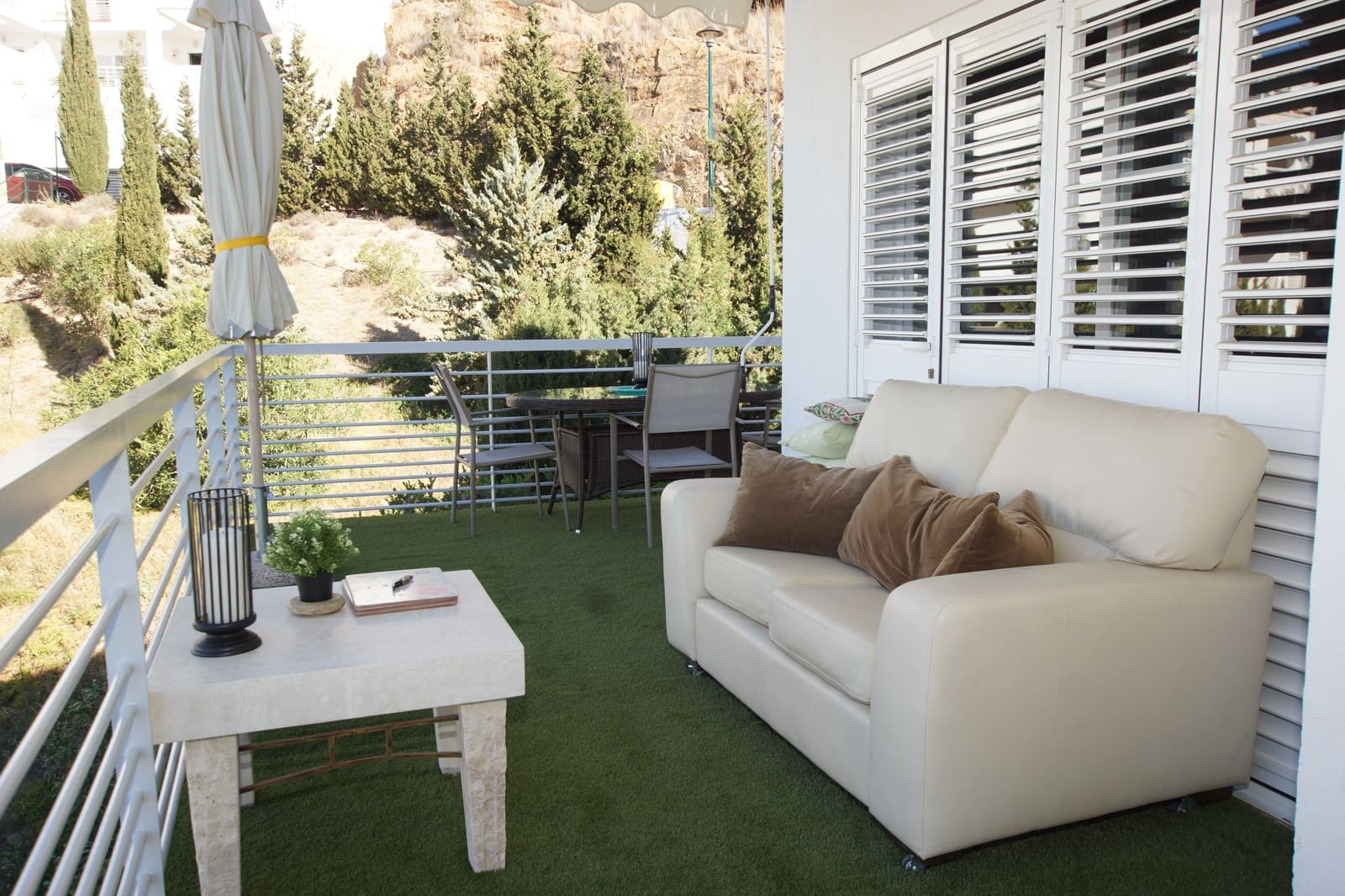 5 soveværelse Semi-Rækkehus til salg i Malaga by med swimmingpool - € 1.098.000 (Ref: 9216652)