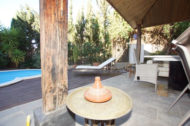 5 sypialnia Dom blizniak na sprzedaż w La Mania, Miasto Málaga z basenem - 1 098 000 € (Ref: 9216652)