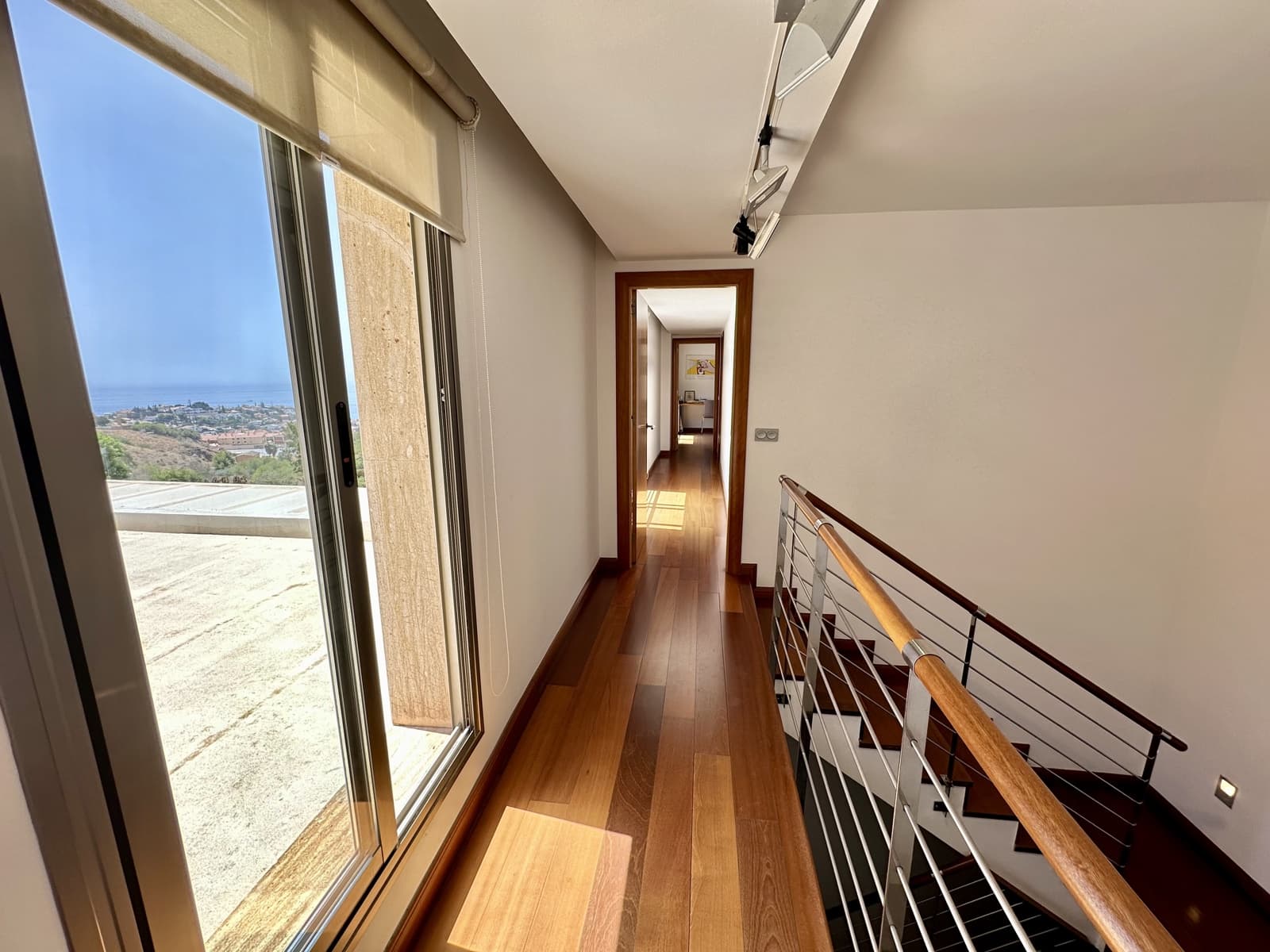 5 soveværelse Byhus til salg i Malaga by med swimmingpool garage - € 1.290.000 (Ref: 9216655)